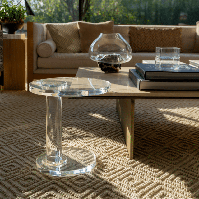 Mesa-Lateral-de-Acrilico-Guggenheim-Onom-Design-Foto-Ambientada-Onom